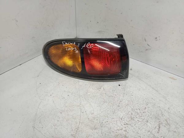 FEU ARRIERE GAUCHE DAEWOO LANOS - Vue 1